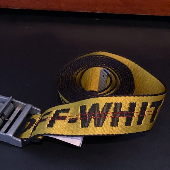 Off White Utility Belt Authentic - Picture 3 of 3